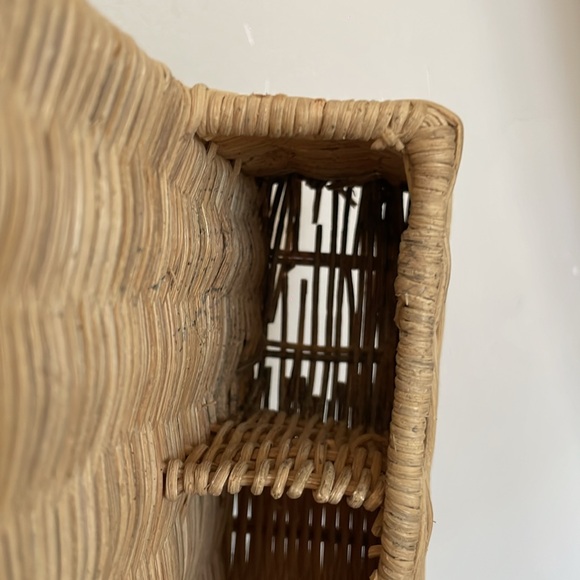 •| wicker organizer - Picture 7 of 8